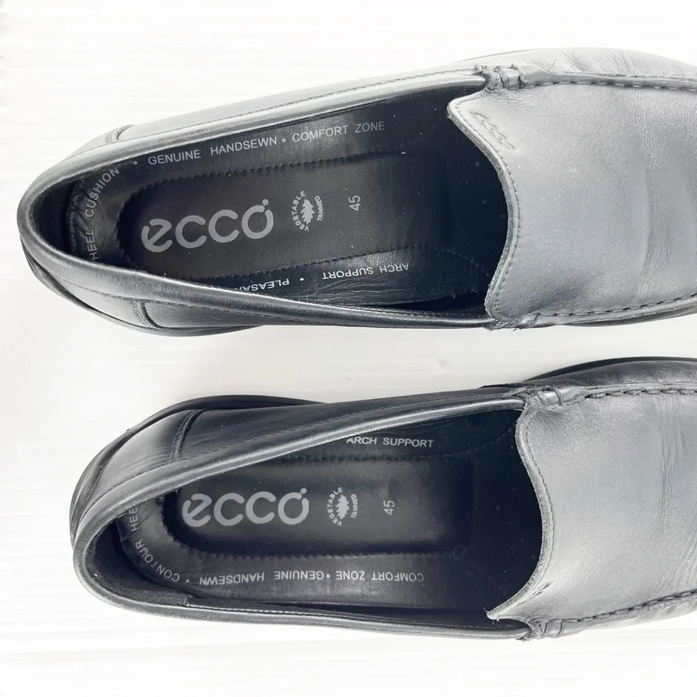 Ecco Black Leather Slip On Moc Toe Latex Sole Driving Loafers Shoes